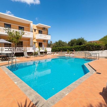Aphrodite Apartments 卡莱维斯 外观 照片